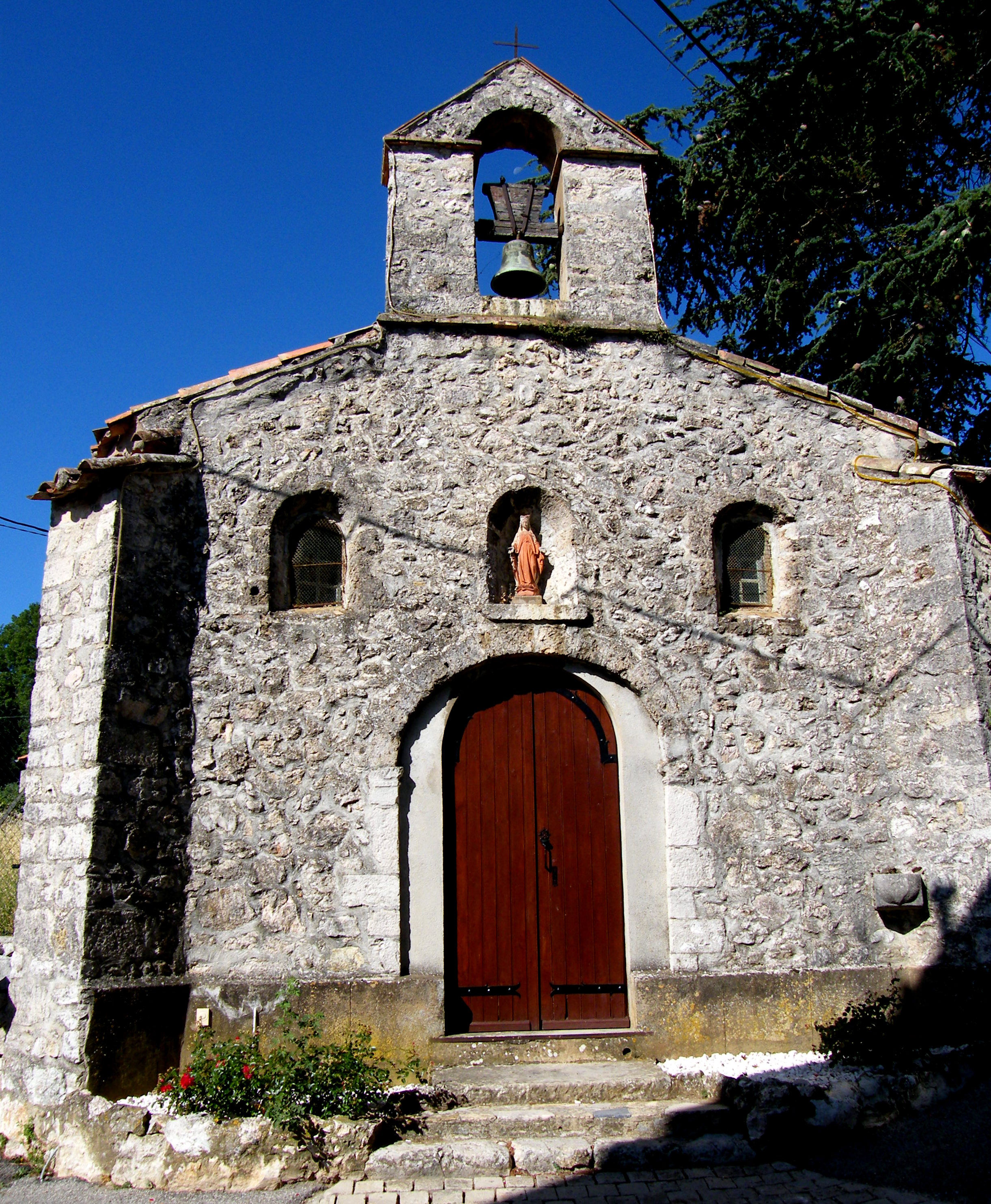 La chapelle des pénitents blancs ou de la miséricorde à Nans-les-Pins